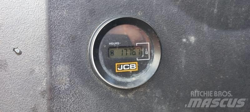 JCB 15 C-1 حفارات صغيرة أقل من 7 طن (حفارات صغيرة)