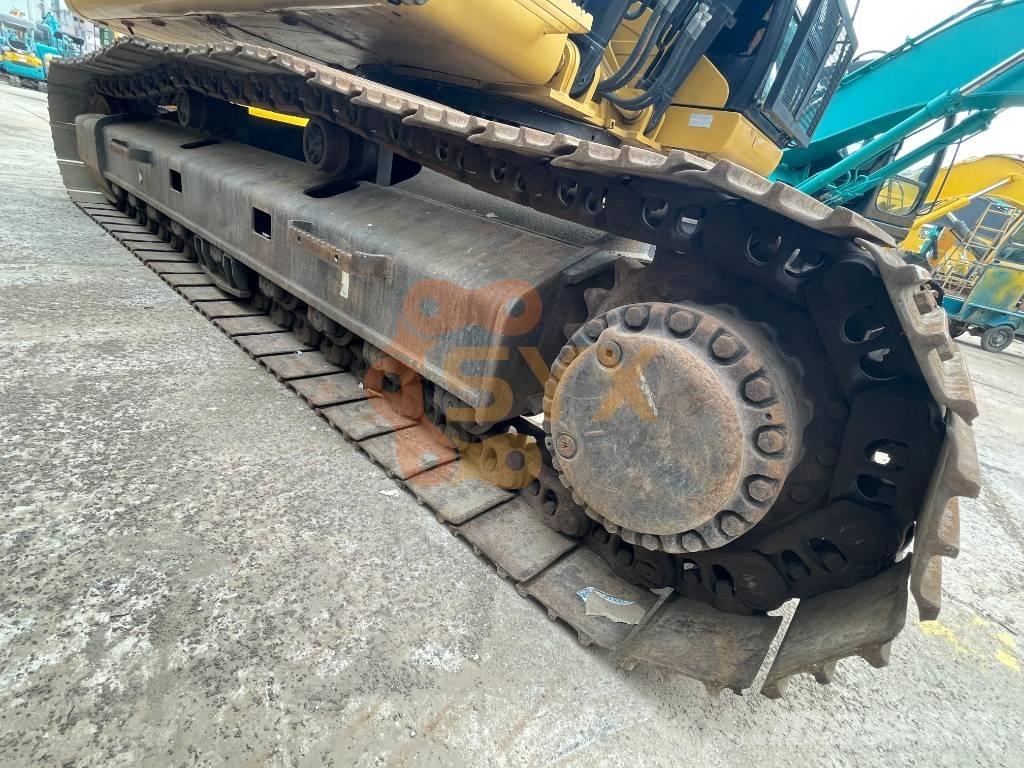 CAT 329 D حفارات زحافة