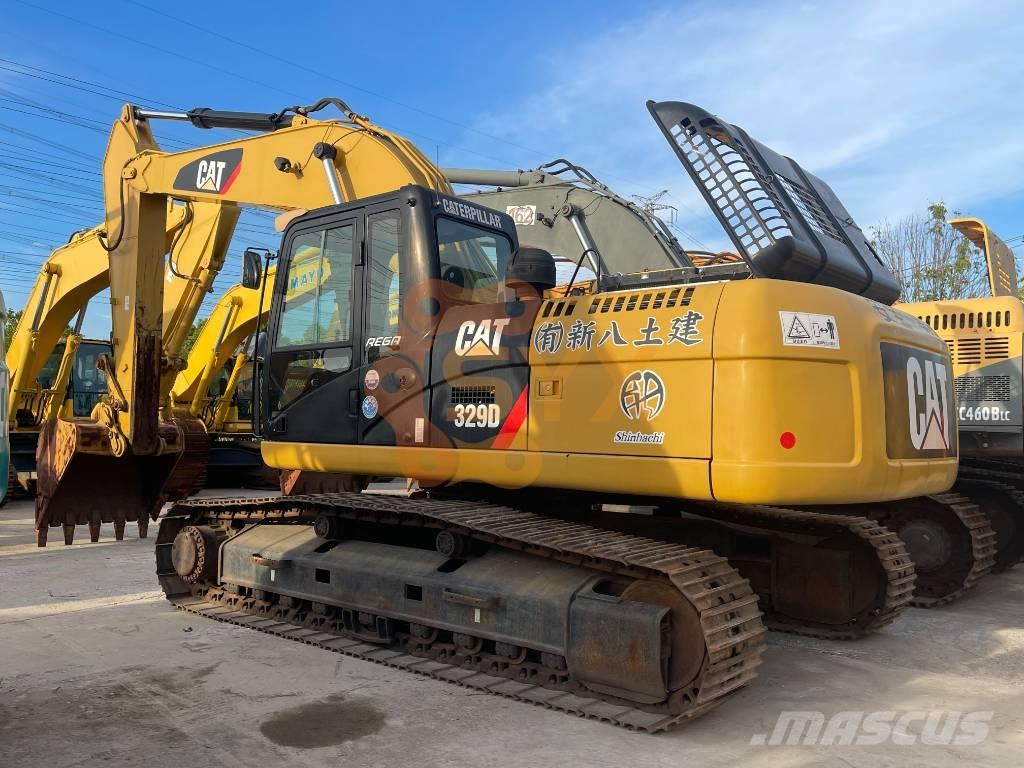 CAT 329 D حفارات زحافة