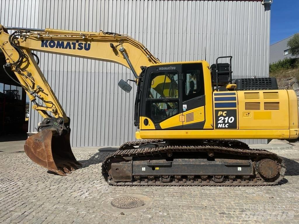 Komatsu PC210NLC-11 حفارات زحافة