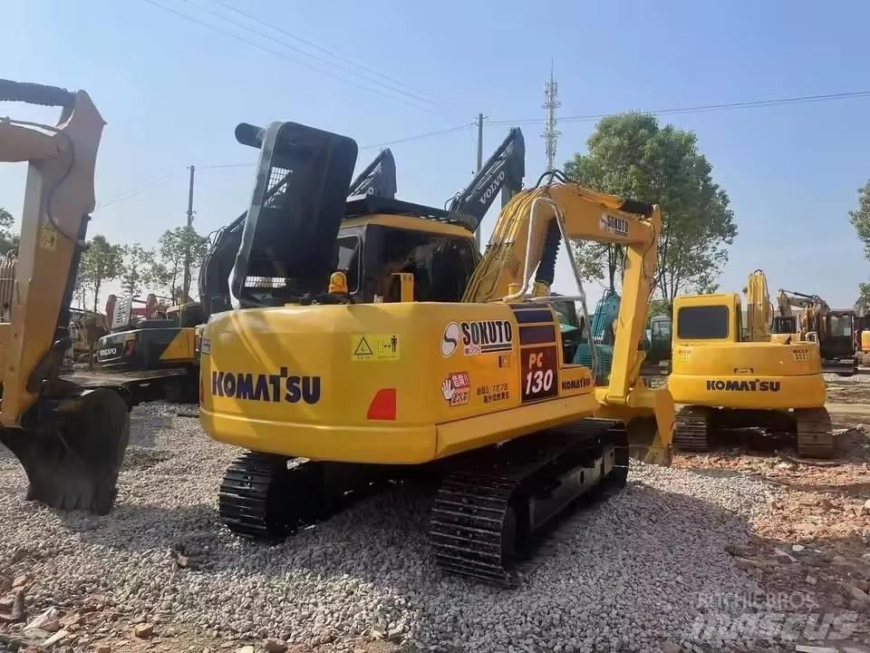 Komatsu PC 130-8 حفارات زحافة