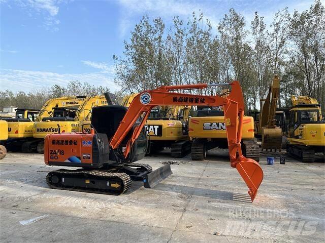 Hitachi ZX 60 حفارات زحافة