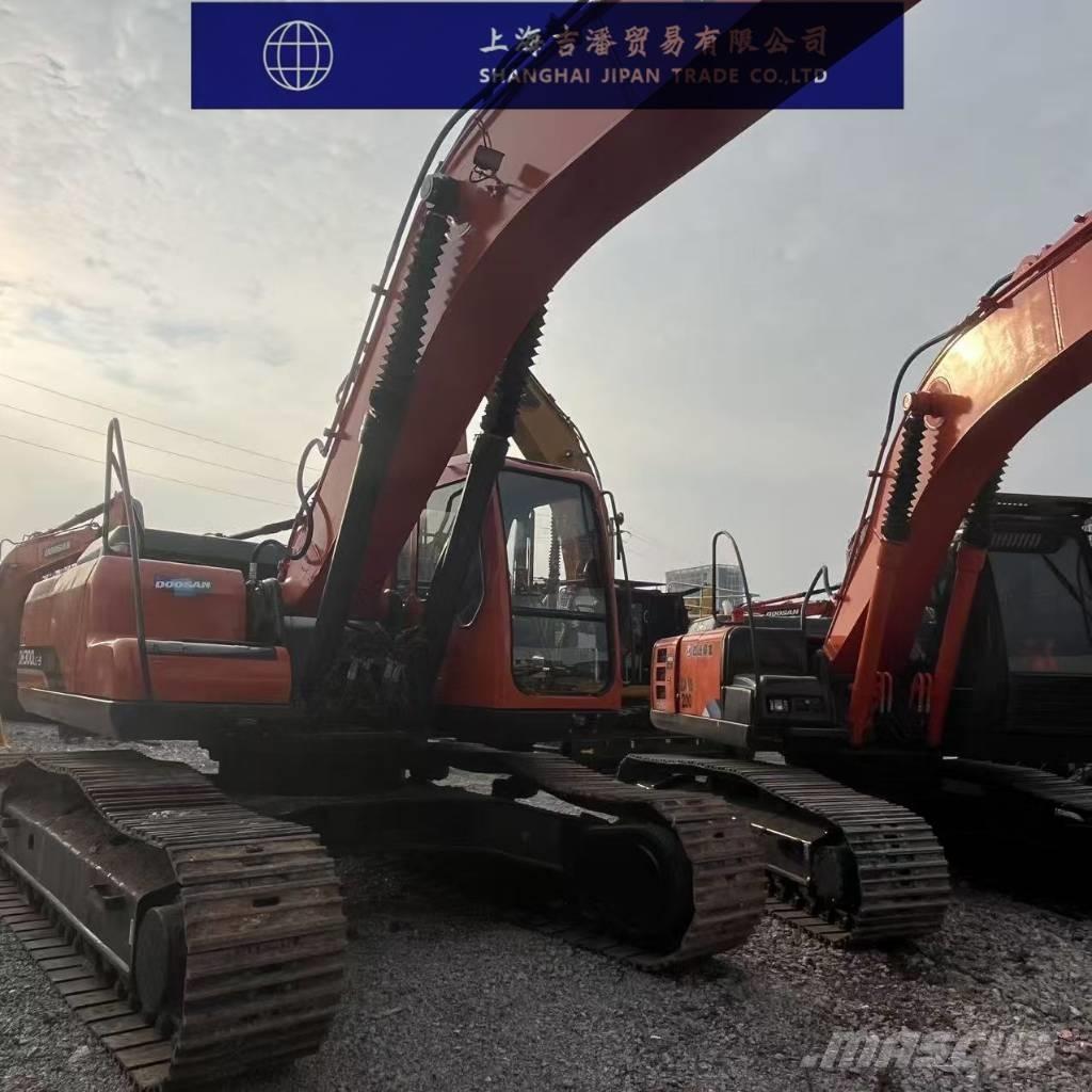 Doosan DH 300 حفارات زحافة