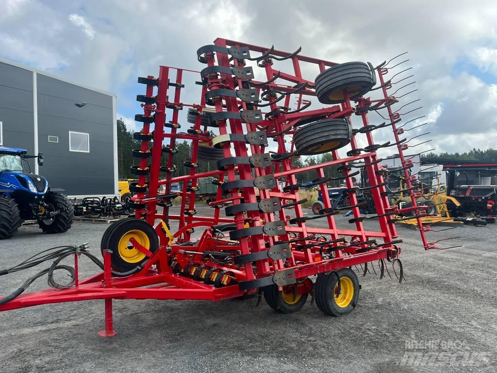 Väderstad NZA800 كاسحات