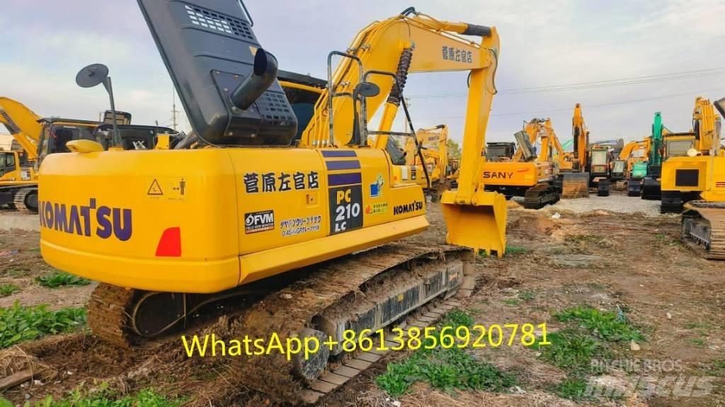 Komatsu PC 210-8 حفارات زحافة