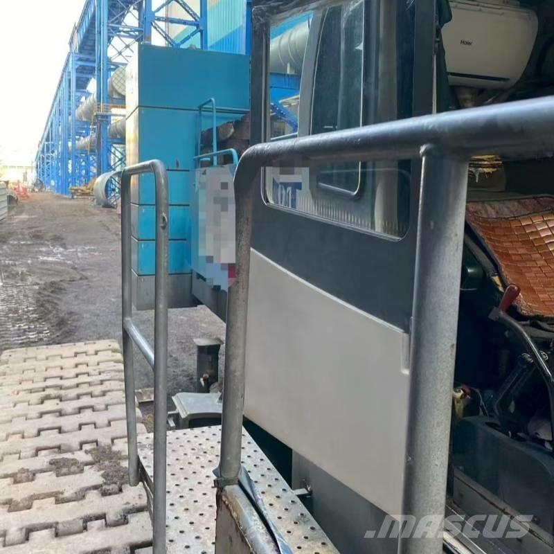 Kobelco 7200 رافعات مجنزرة