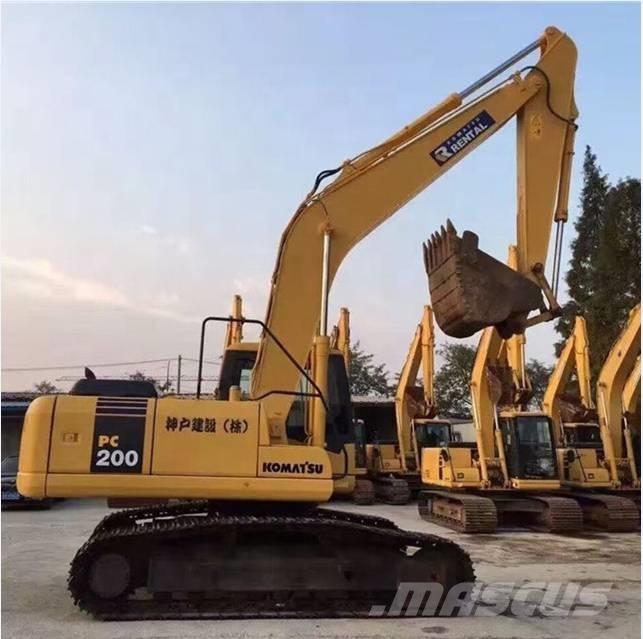 Komatsu pc200-7 حفارات زحافة