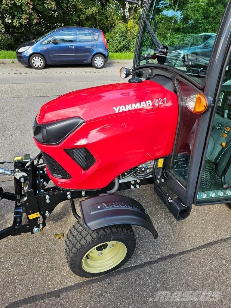 Yanmar SA 221 جرارات مدمجة