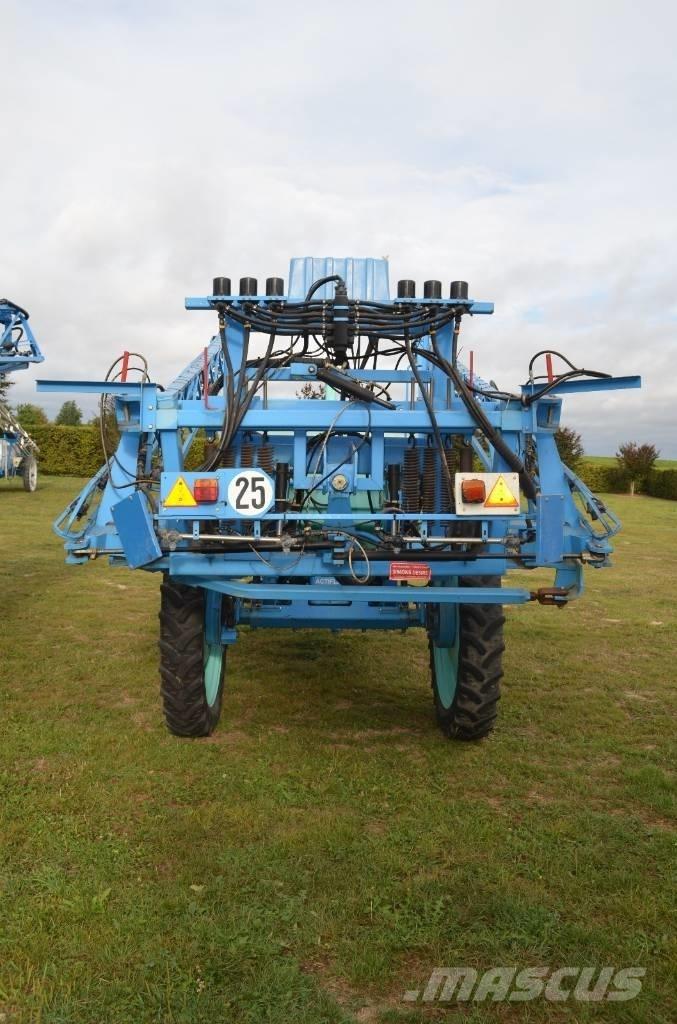 Berthoud Mack 32 الرشاشات