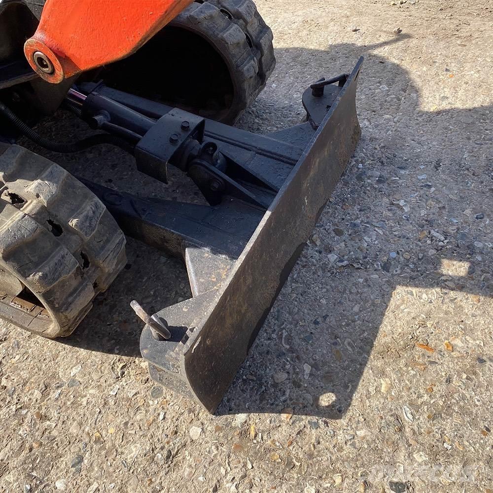 Kubota U10-3 حفارات صغيرة أقل من 7 طن (حفارات صغيرة)