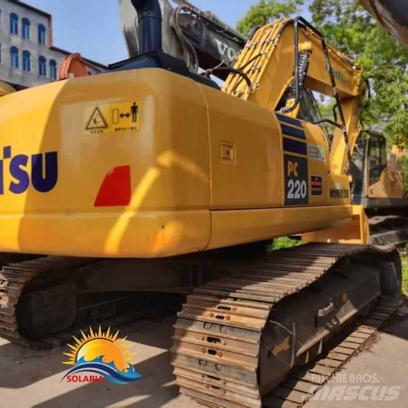 Komatsu PC 220-7 حفارات زحافة