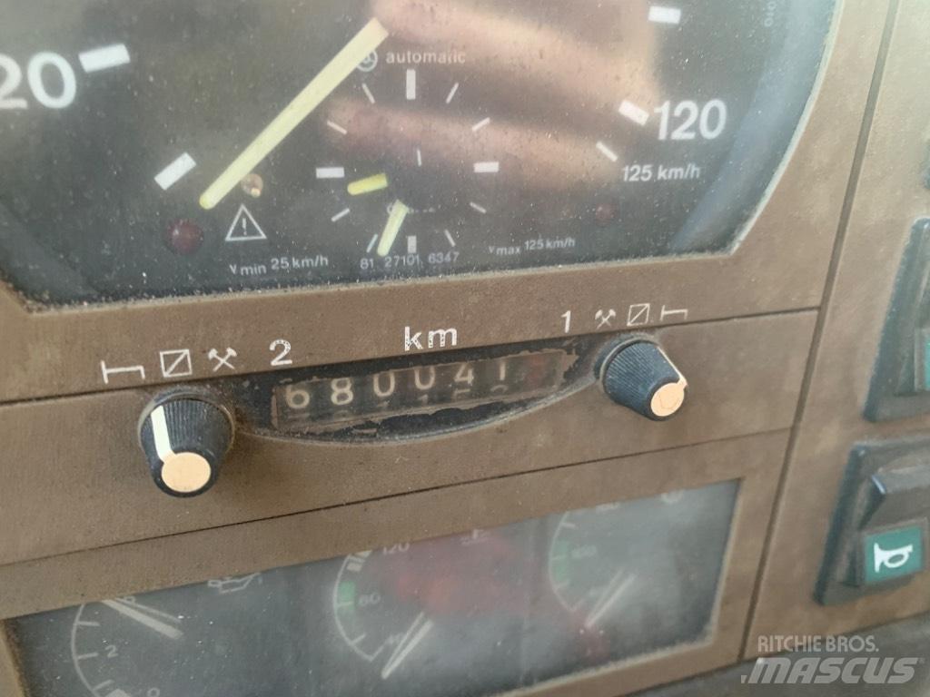 MAN 41.462 وحدات الجر