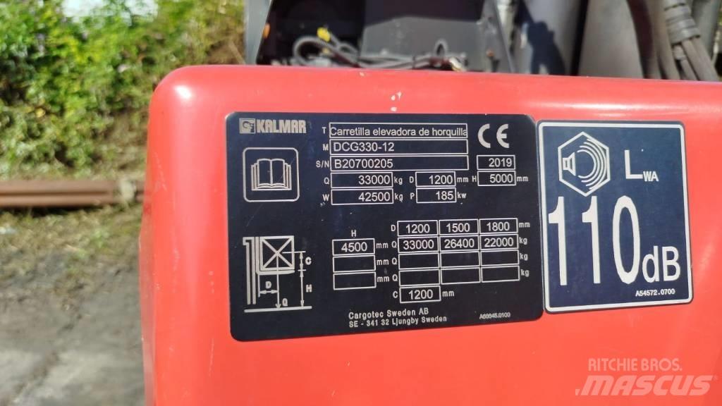 Kalmar DCG330-12 شاحنات الديزل