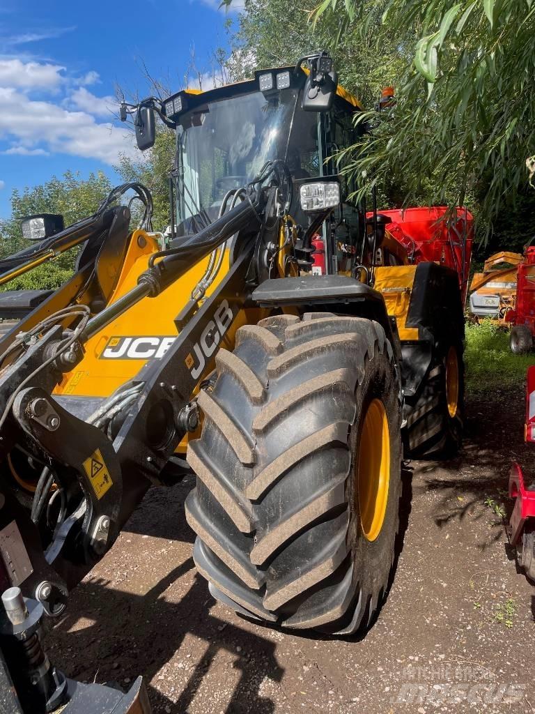 JCB 435 لوادر بعجل