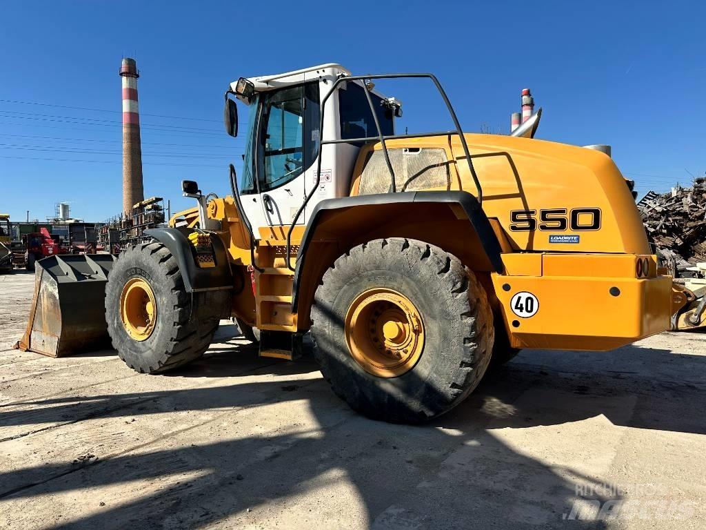 Liebherr L 550 لوادر بعجل