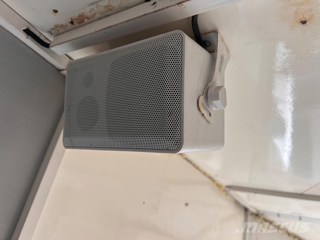 Iveco Daily 35 C13 هيكل صندوقي