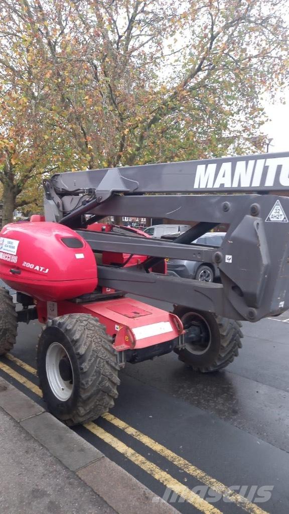 Manitou 200 ATJ رافعات سلة مفصلية