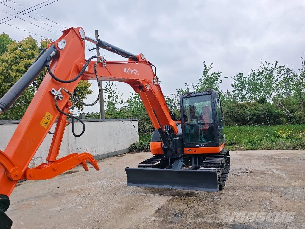 Kubota KX 80-4 حفارات وسط 7 طن - 12 طن