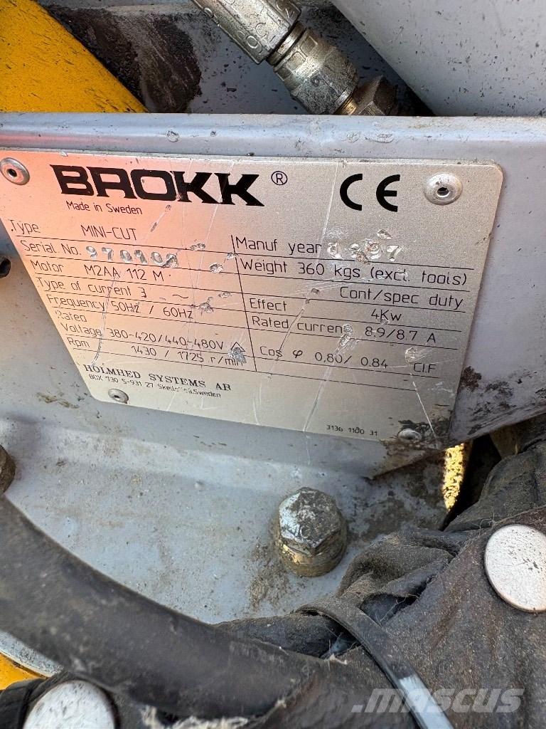 Brokk Brokk 40 robot أخرى