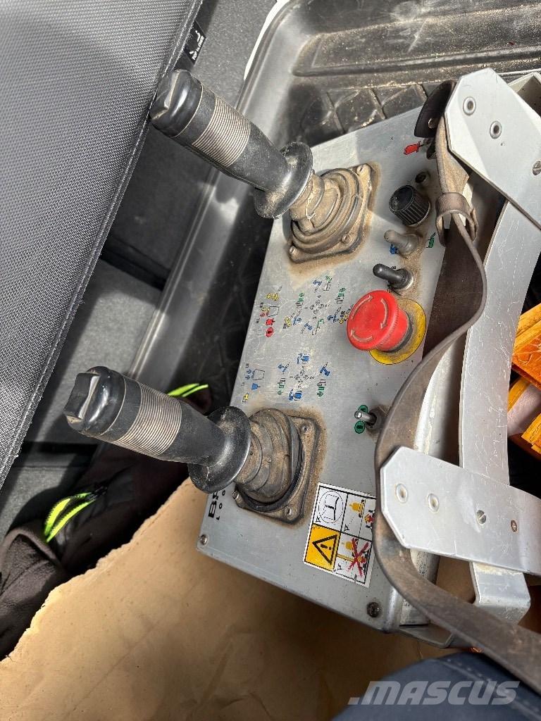 Brokk Brokk 40 robot أخرى