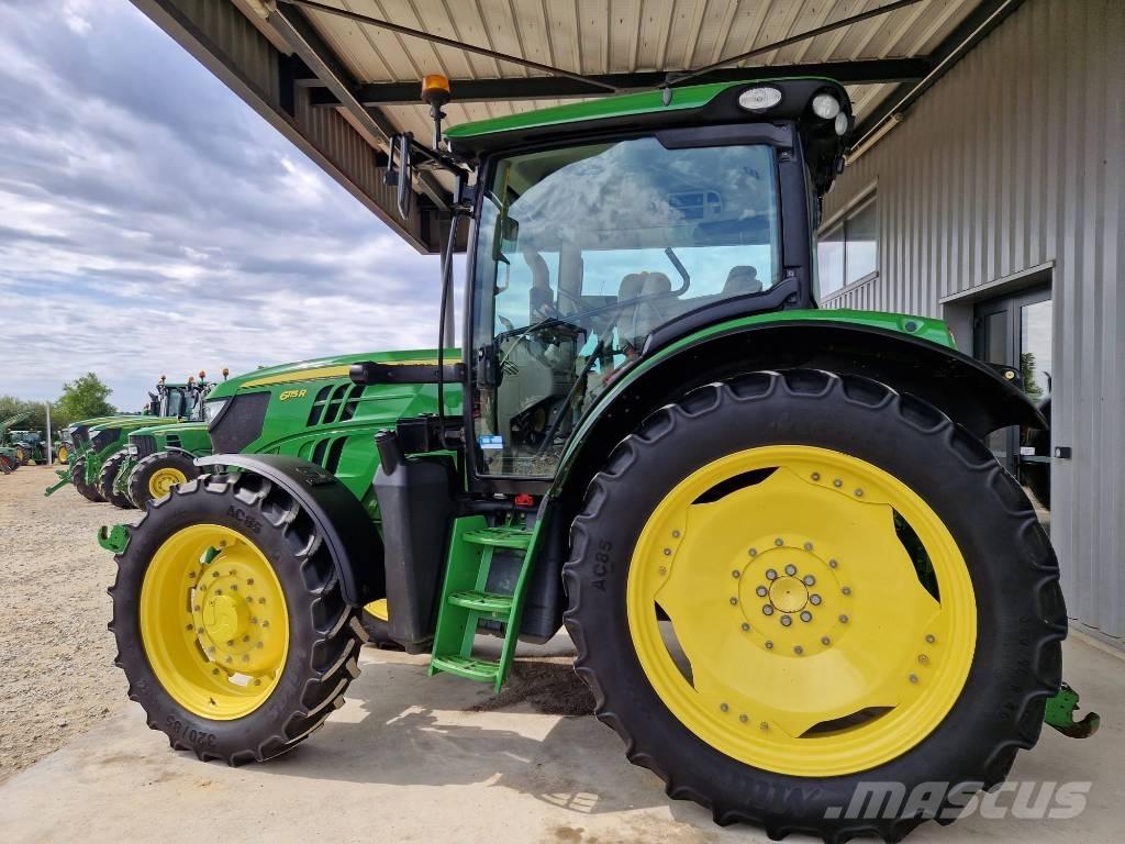 John Deere 6115 R الجرارات