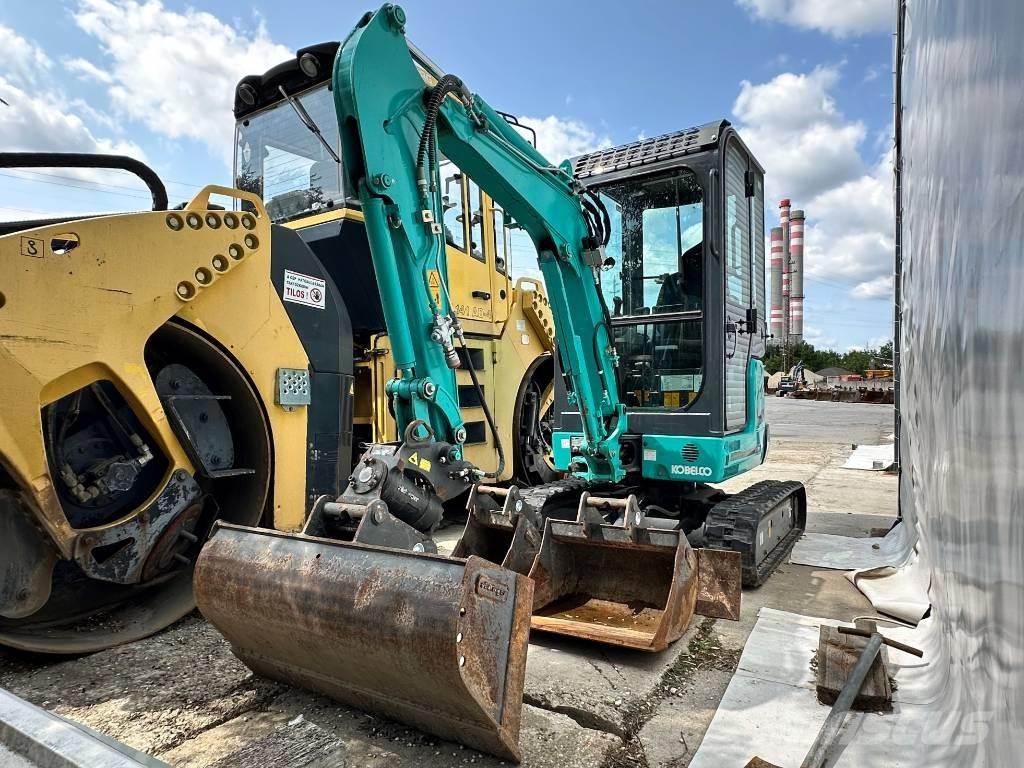 Kobelco SK17SR-3E حفارات صغيرة أقل من 7 طن (حفارات صغيرة)