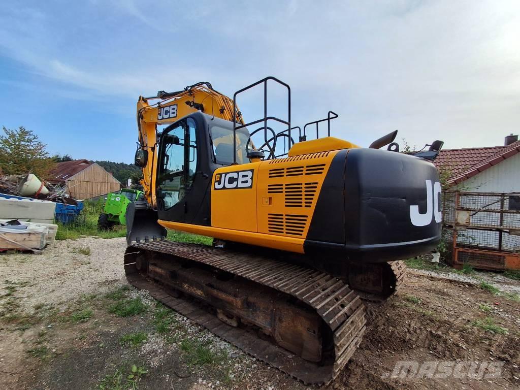 JCB JS210LC T4F حفارات زحافة