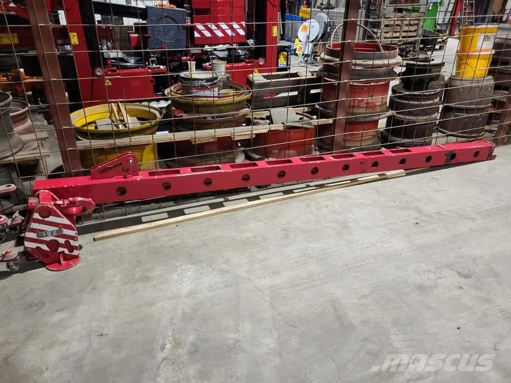 Unic B-775 رافعات مجنزرة