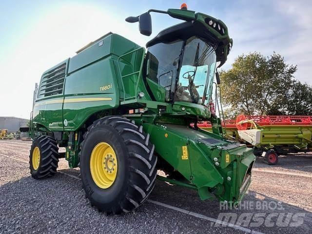 John Deere T660 i حصادات