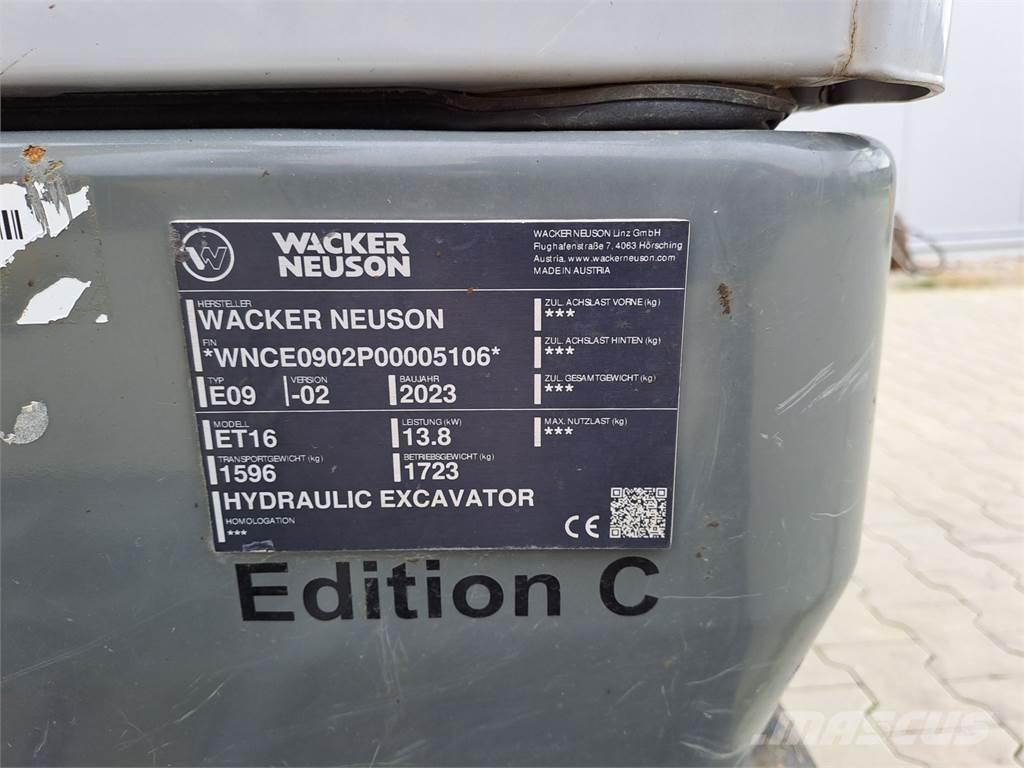 Wacker Neuson ET16 حفارات زحافة
