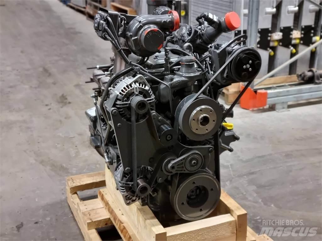 Komatsu 49 AWF محركات