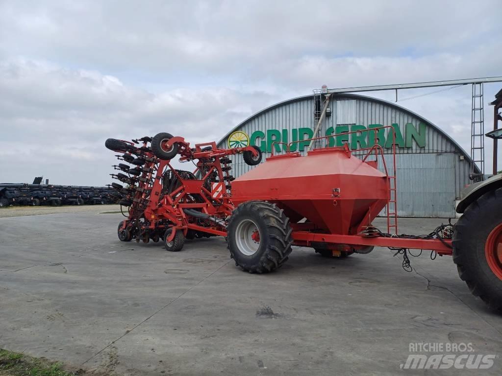 Agro Soyuz Turbosem ماكينات البذر الدقيق