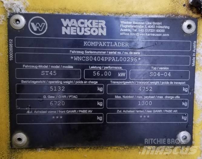 Wacker Neuson ST45 لوادر زحافة