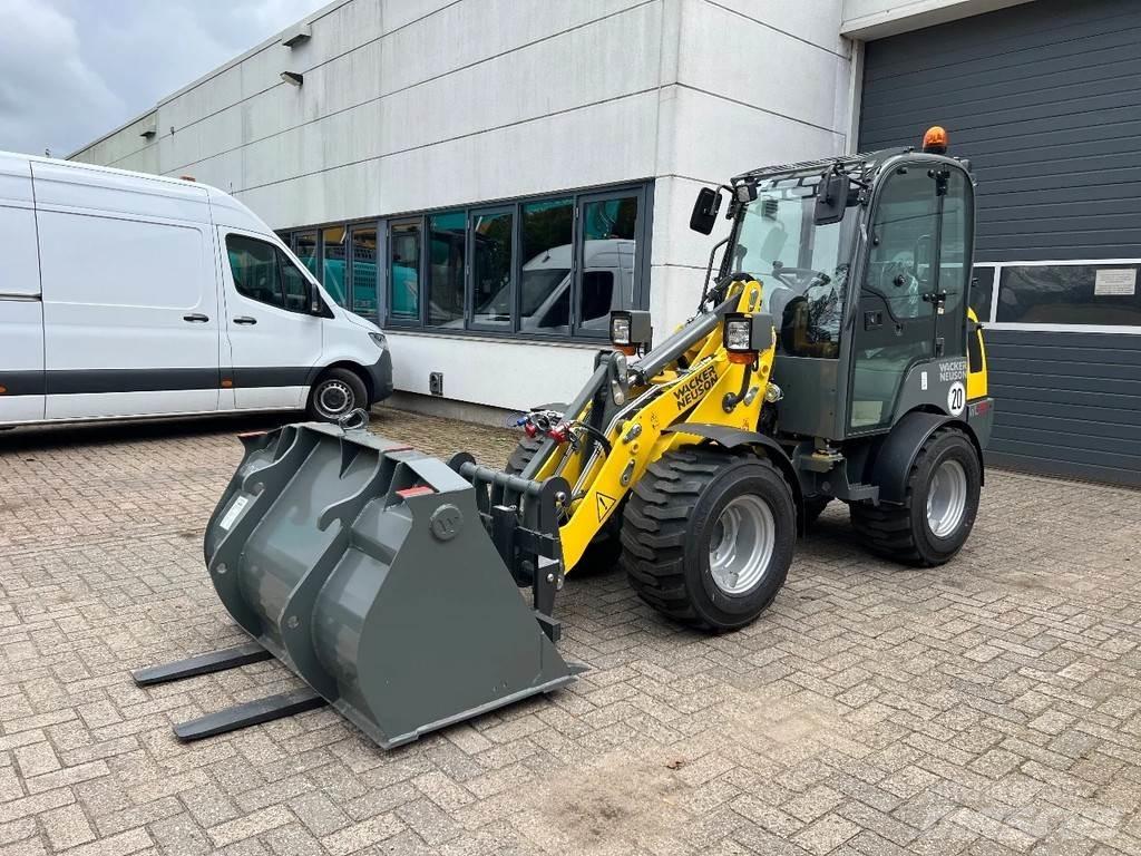 Wacker Neuson WL25 لوادر بعجل