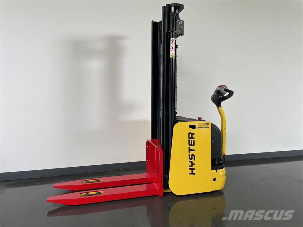 Hyster S1.6AC شاحنات مناولة ذاتية الدفع