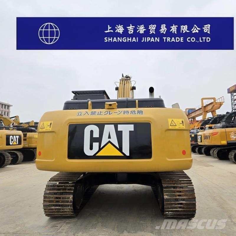 CAT 326 حفارات زحافة