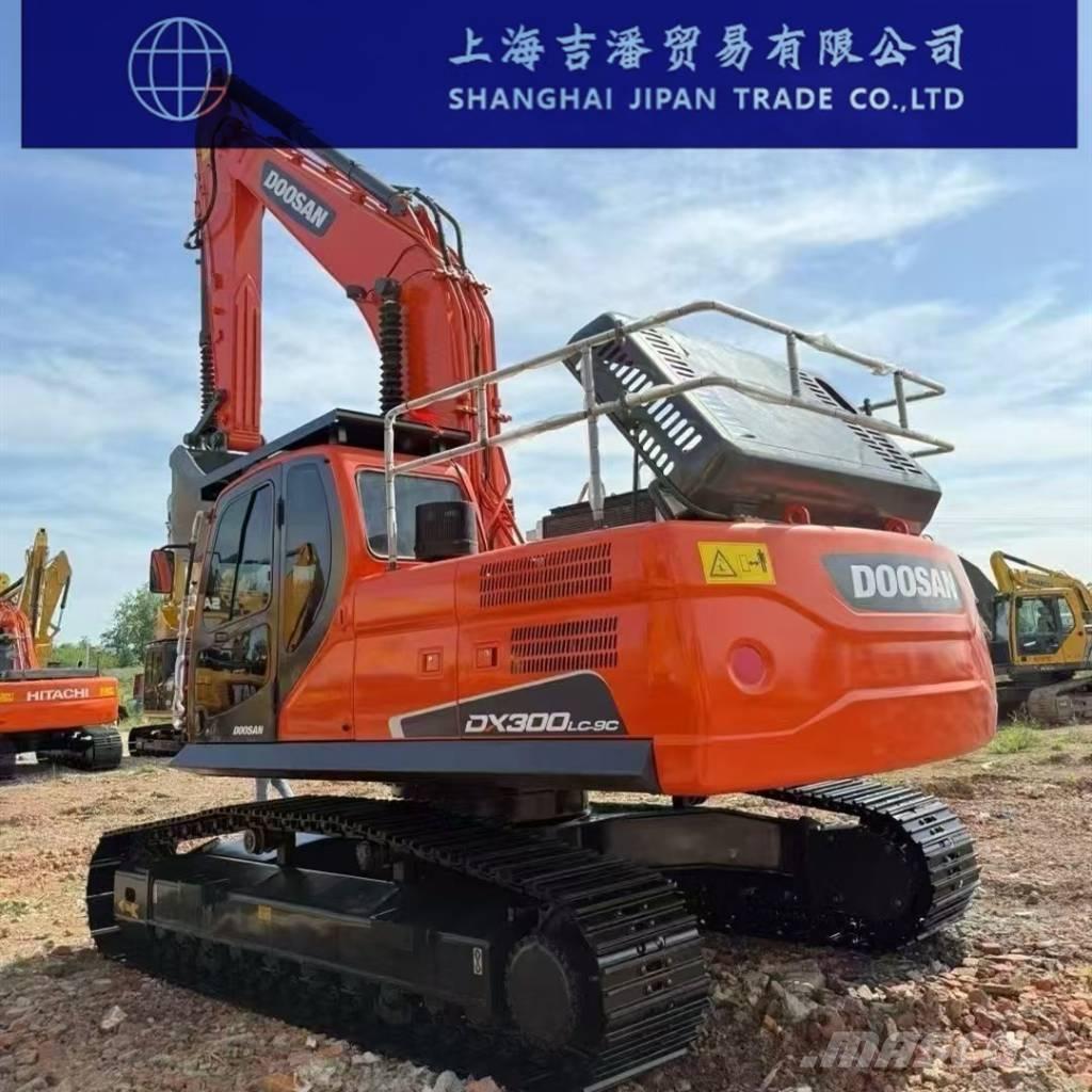 Doosan DX 300 حفارات زحافة