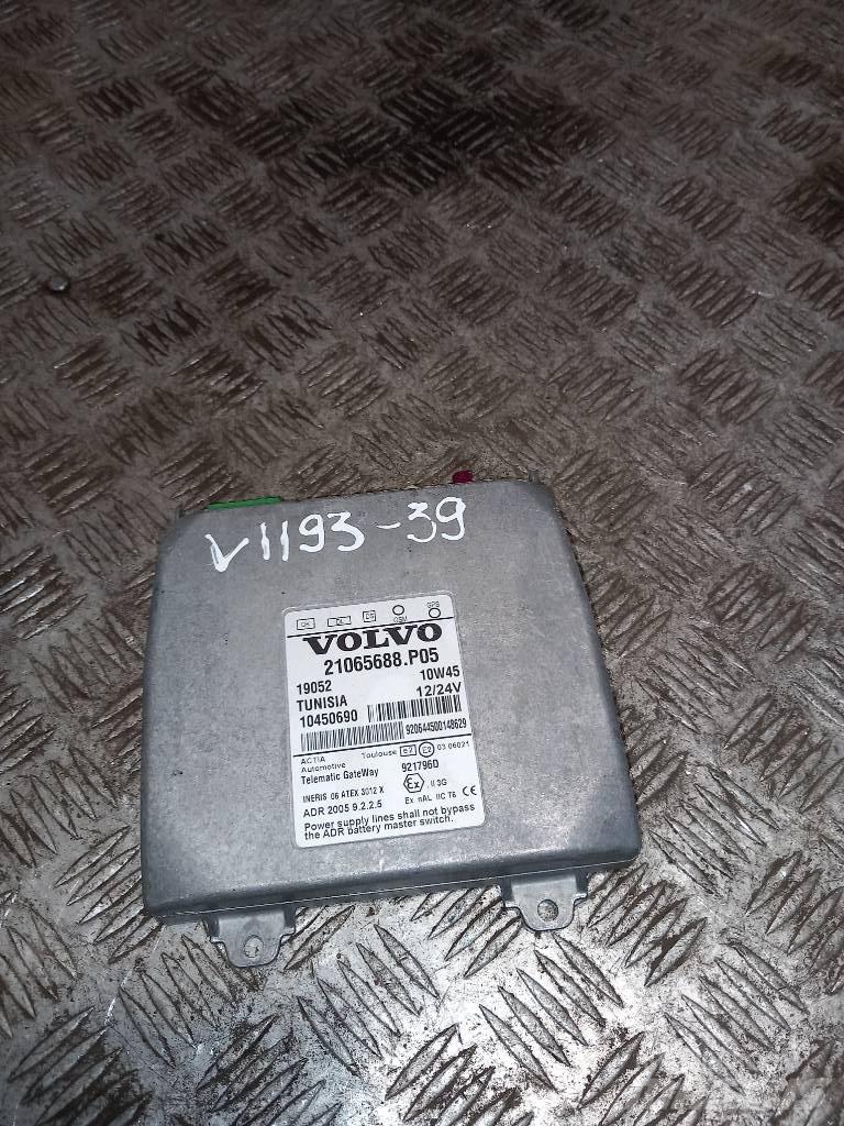 Volvo FH 12    21065688 إلكترونيات