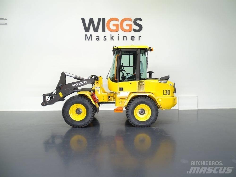 Volvo L30 HS لوادر بعجل