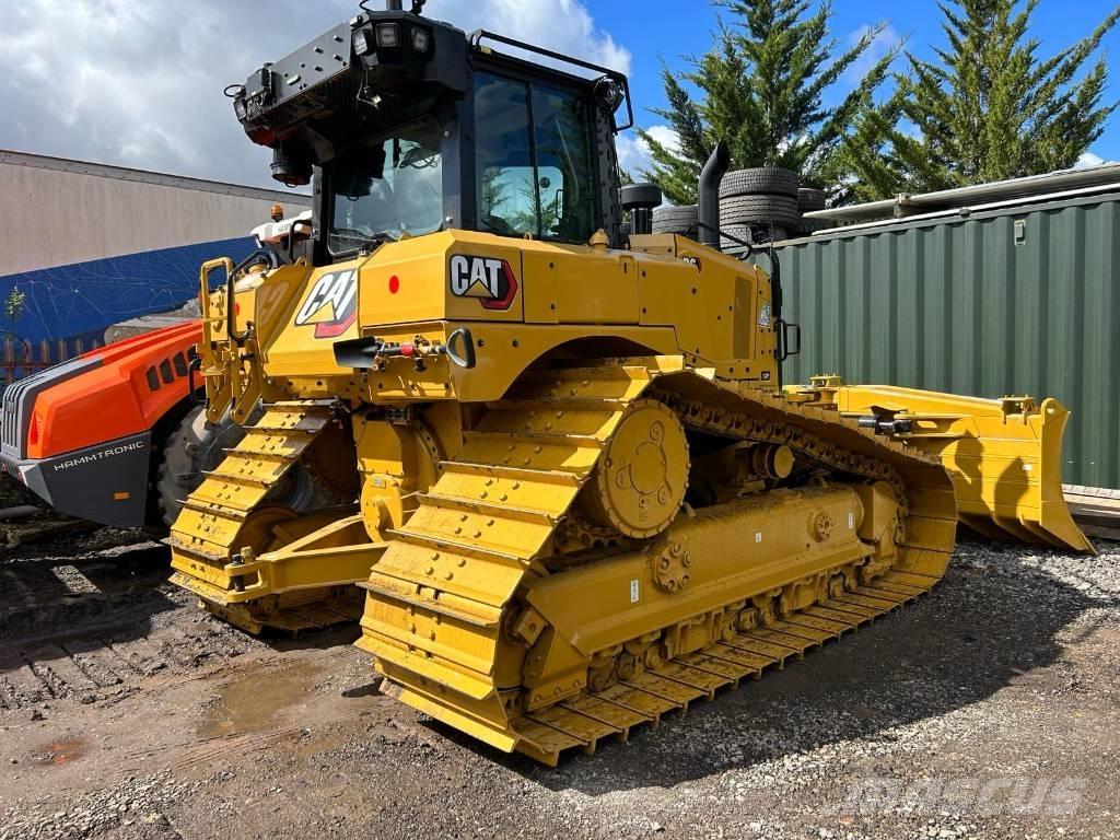 CAT D 6 LGP بلدوزرات مجنزرة