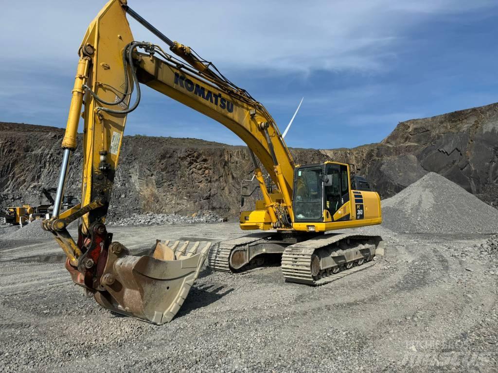 Komatsu PC360LC-11 حفارات زحافة