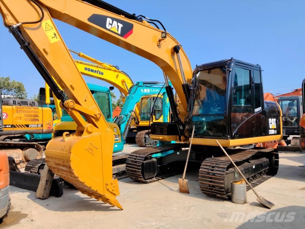 CAT 313 D حفارات زحافة