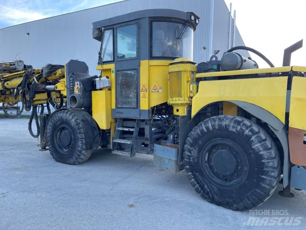 Atlas Copco L 2 C الحفارات الأفقية
