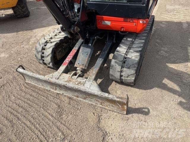 Kubota KX 027 حفارات صغيرة أقل من 7 طن (حفارات صغيرة)