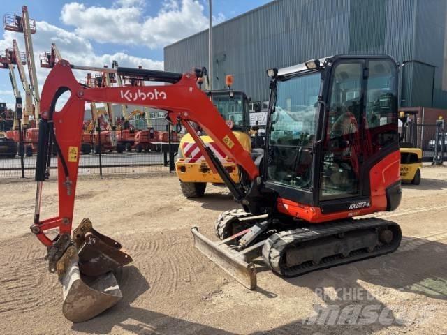 Kubota KX 027 حفارات صغيرة أقل من 7 طن (حفارات صغيرة)