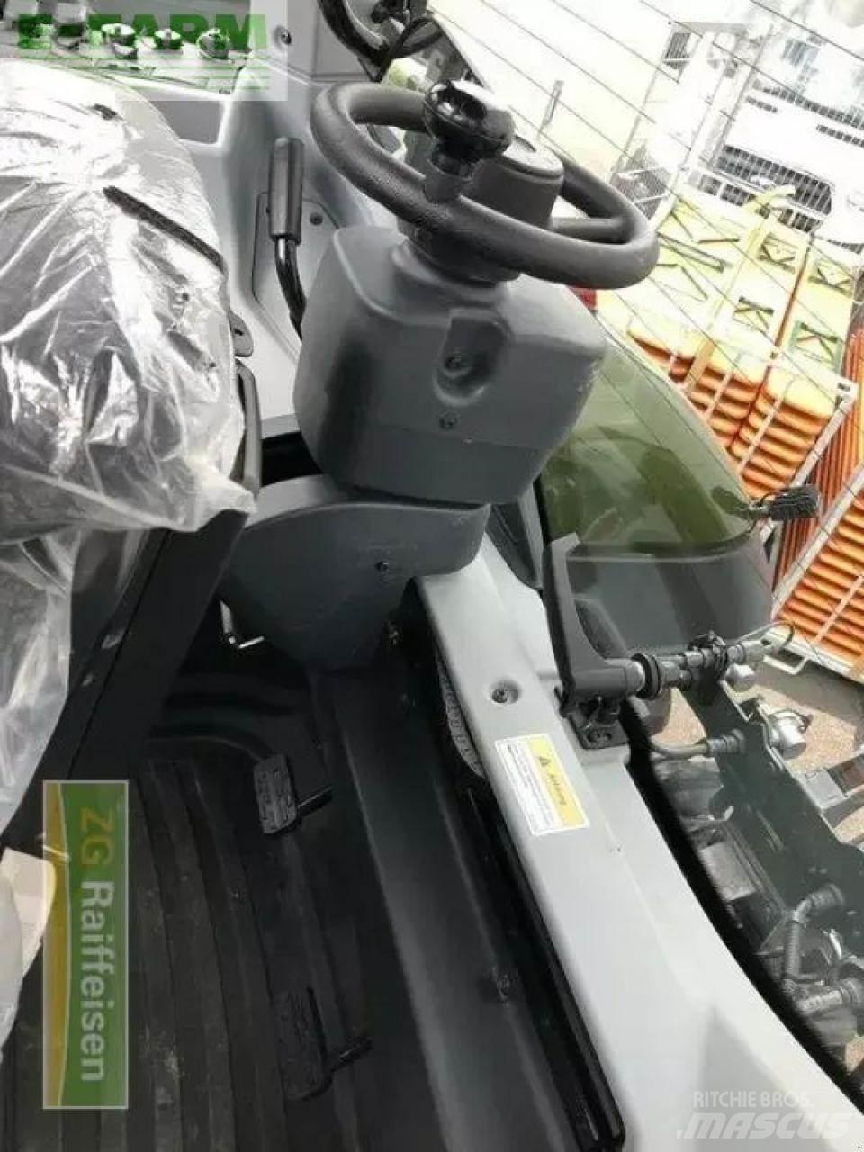 Valtra q 305 الجرارات