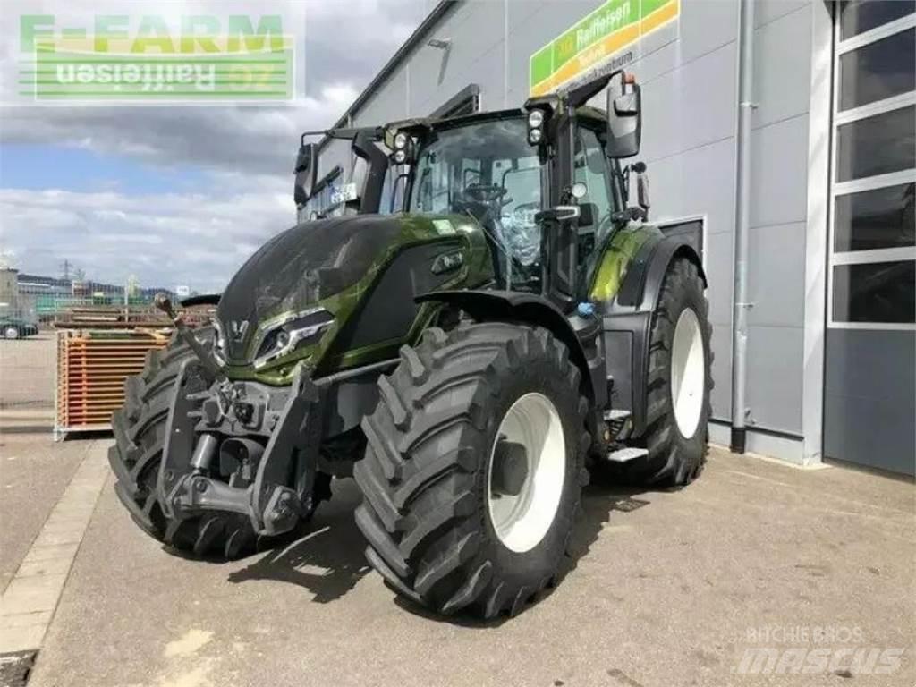 Valtra q 305 الجرارات