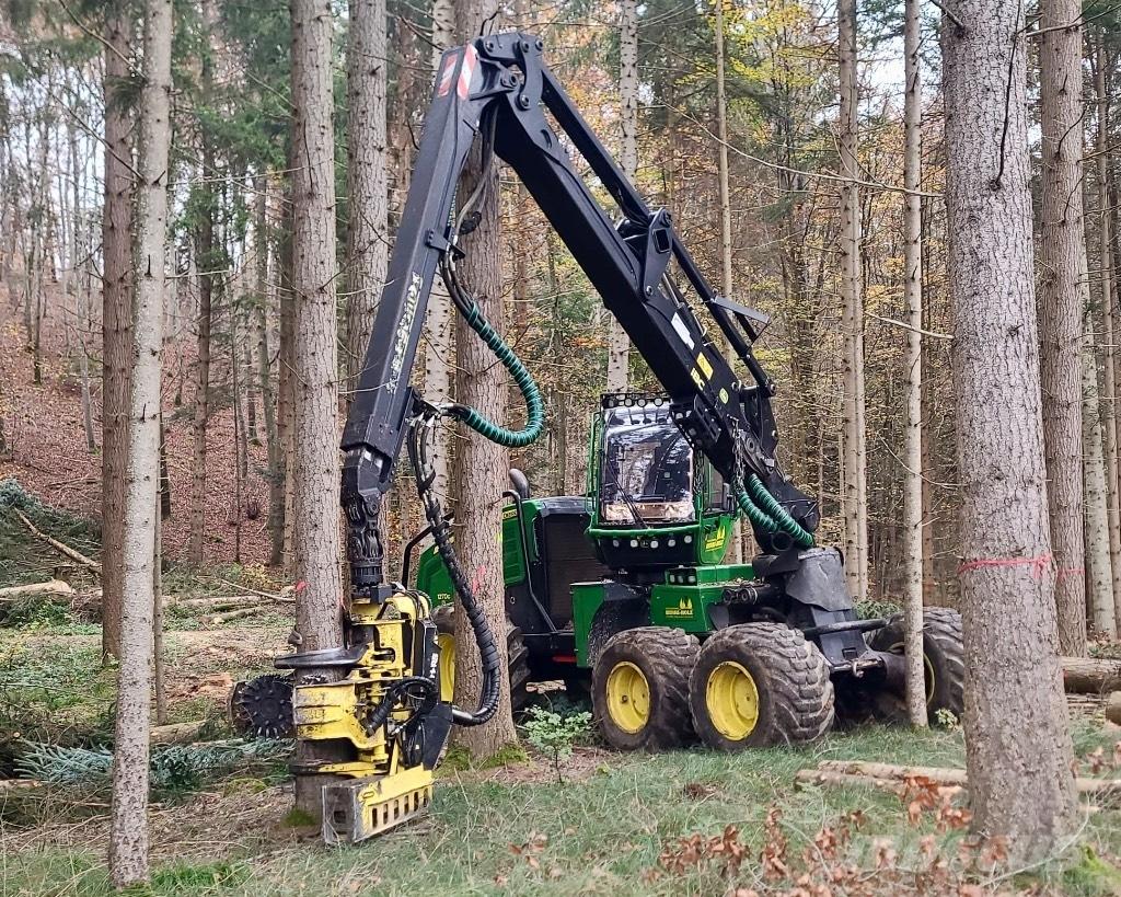 John Deere 1270 G حصادات