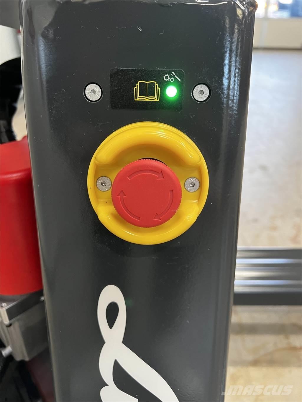 Linde MT15C معدات التكديس الجوالة