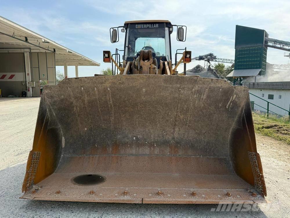 CAT 966 H لوادر بعجل